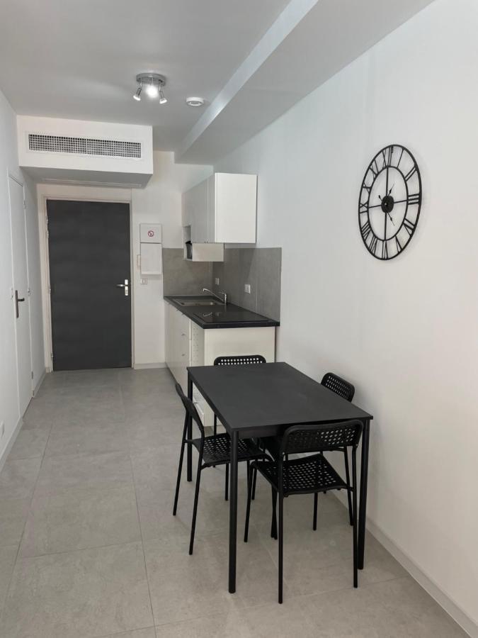 Appartement 30 M2, Piscine Et Parking Prive Mouans-Sartoux Dış mekan fotoğraf